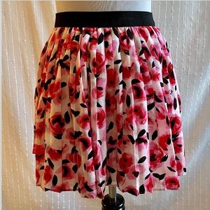 🌺 Girls Kate Spade chiffon topped, spring floral in pinks/ black twirl skirt!